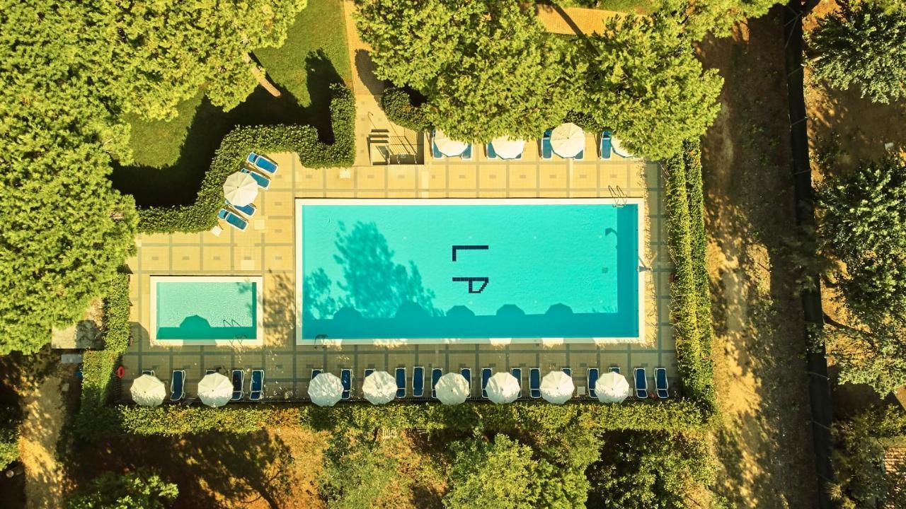 Aparthotel La Pineta Лидо-ди-Езоло Экстерьер фото